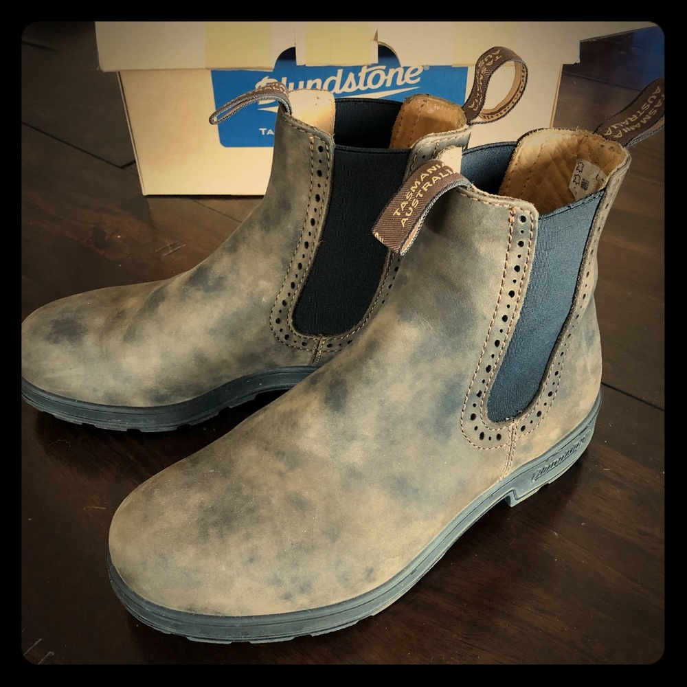 Brand New Blundstones Style 1351